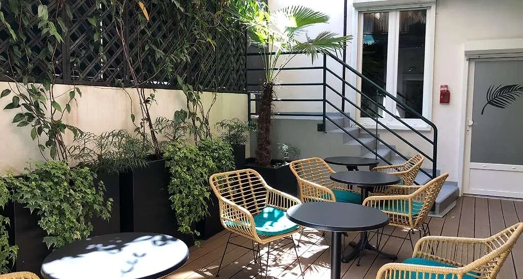 Hotel Apolonia Paris Montmartre, Sure Hotel Collection By BW 0*,